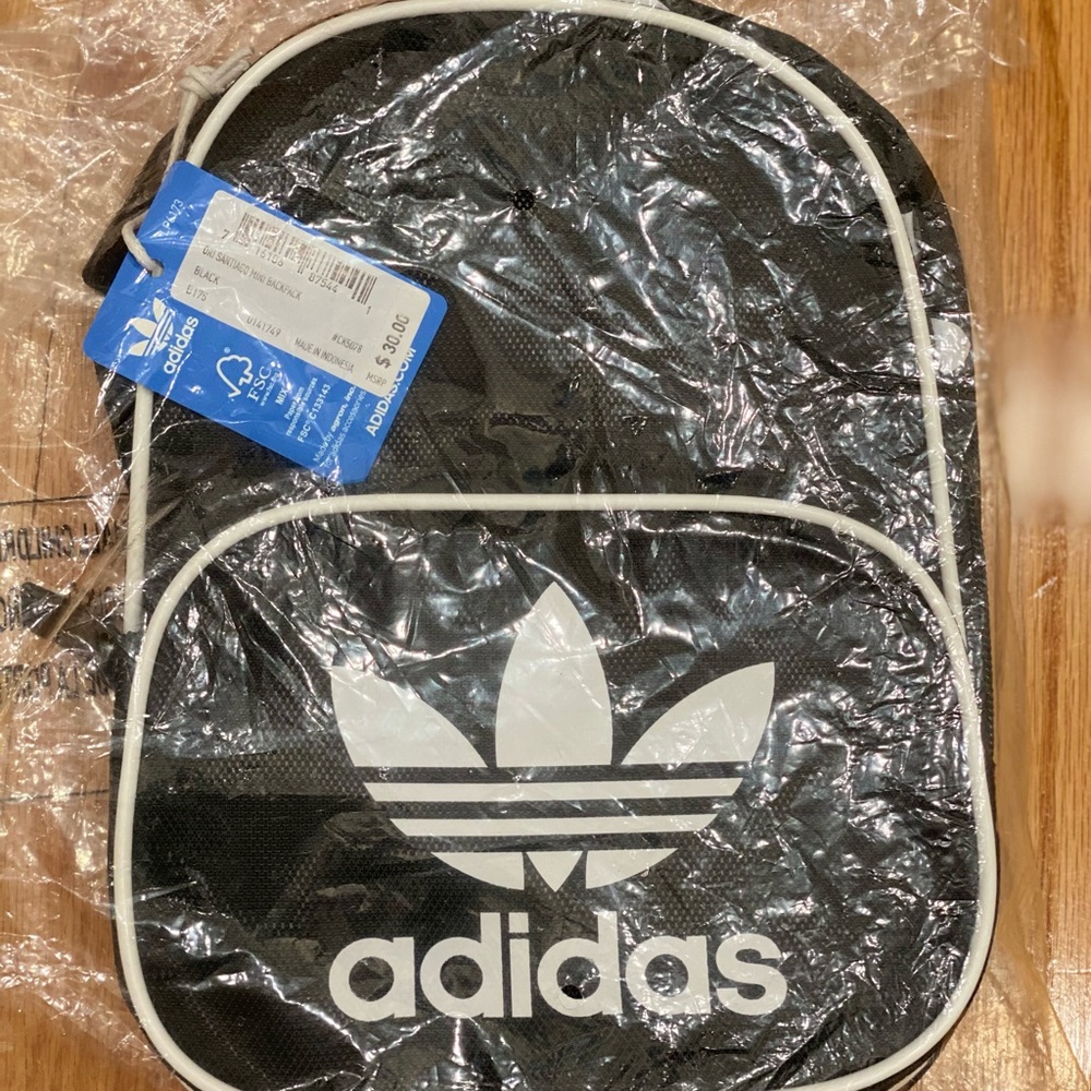 NWT Adidas Santiago Mini Backpack Women’s